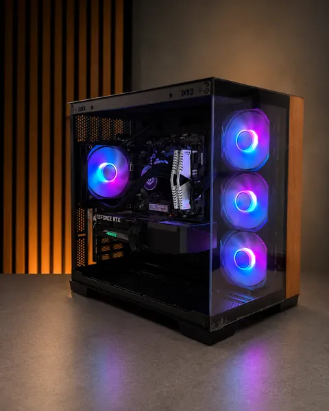 Black Glass custom PC built by The Tech Bench